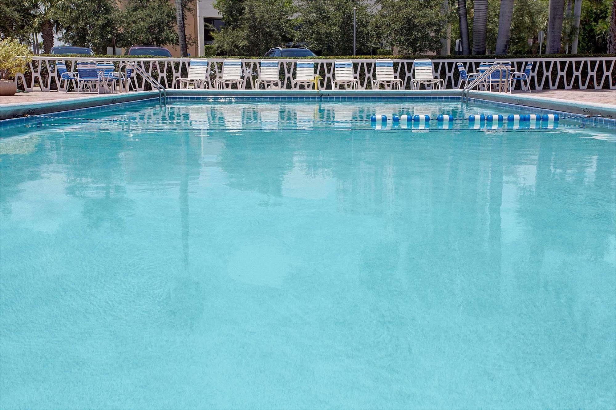 Knights Inn Hallandale Hallandale Beach Exteriör bild